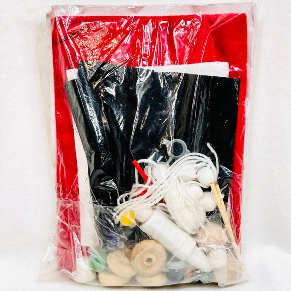 Mary Maxim Yo Yo Santa Kit - Makes 4 - New - Picture 4 of 5